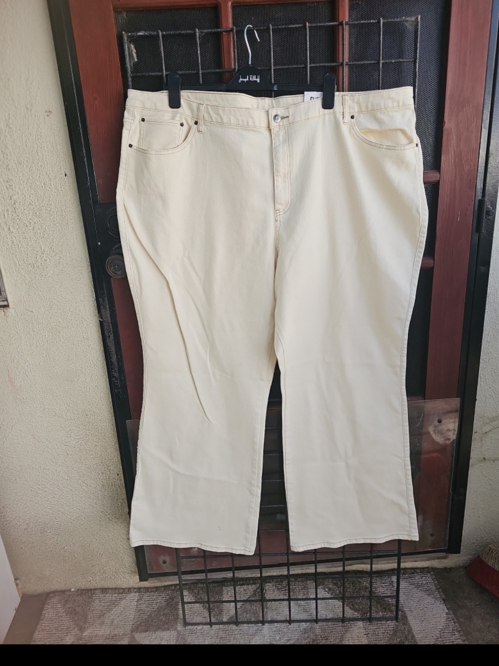 Women's High-Rise Jeans in Cream